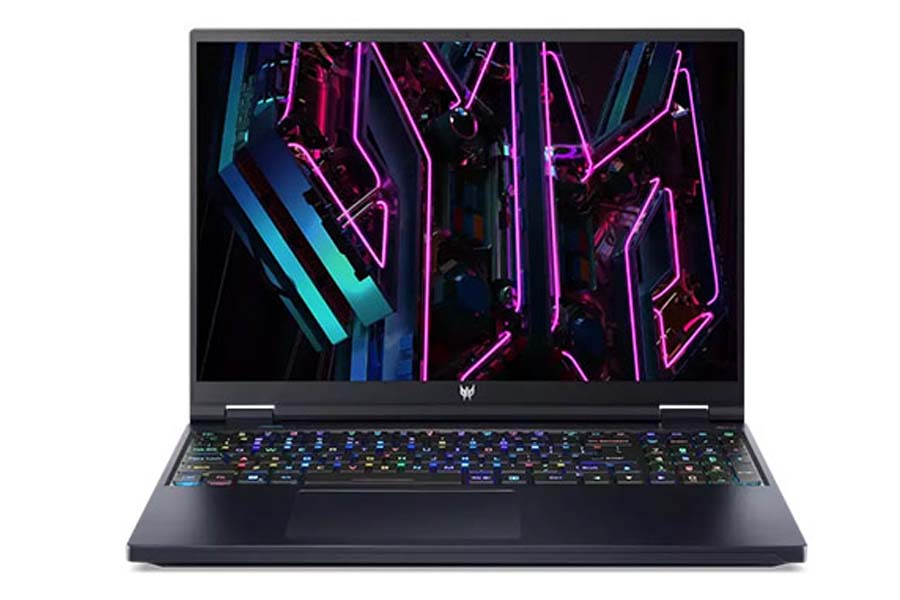 Acer Predator Helios 16 (2024) Design and Display