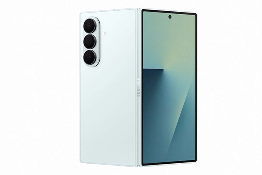 Samsung Galaxy Z Fold 7 display